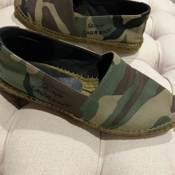 Saint Laurent Signature camo espadrille - Picture 4 of 5